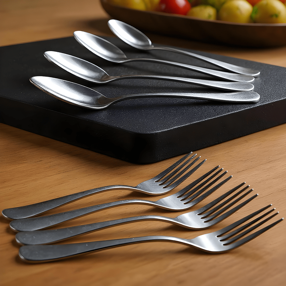 Masflex Rectangular Snack Tray with Condiment Holder